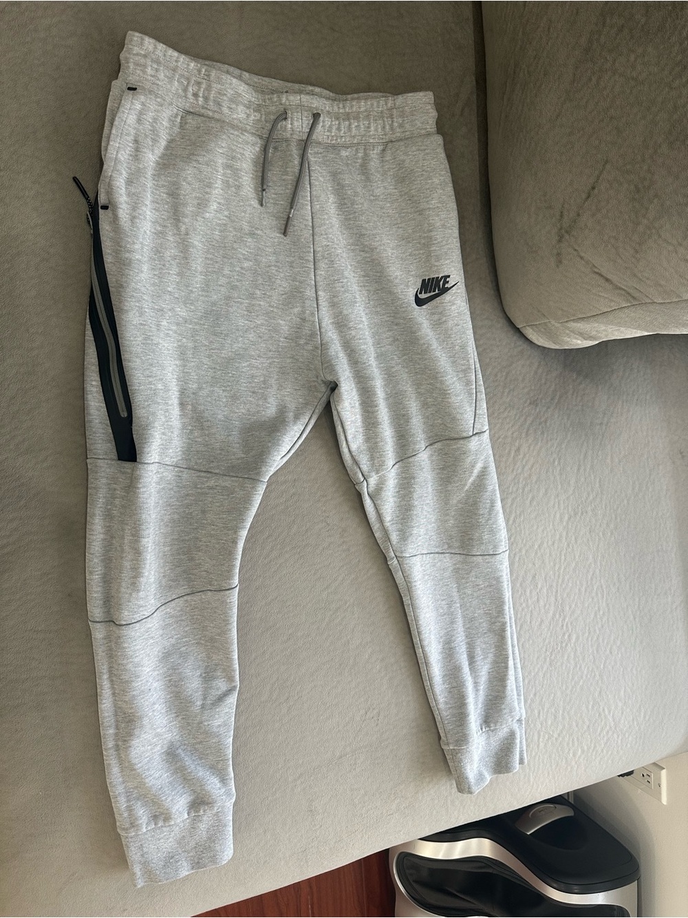 Nike Light Gray Boys' Jogger Sweatpants with Black Logo